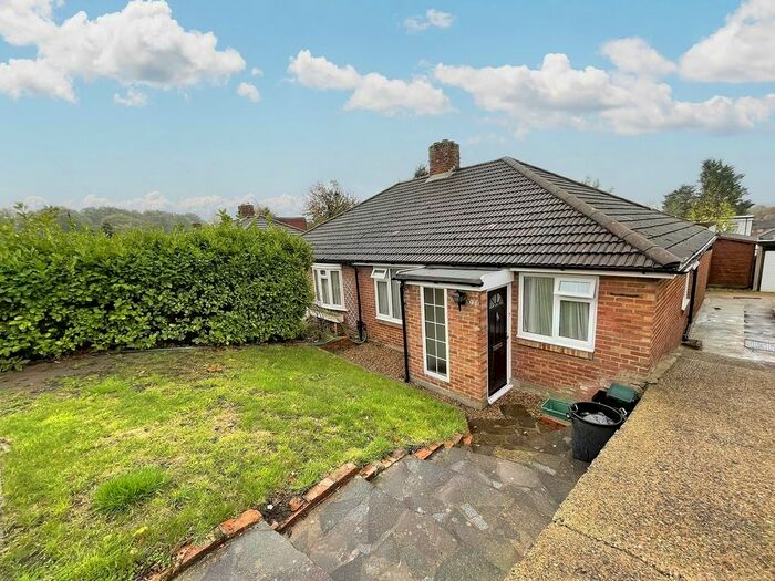 2 Bedroom Bungalow To Rent In Barnfield Road, Orpington, BR5