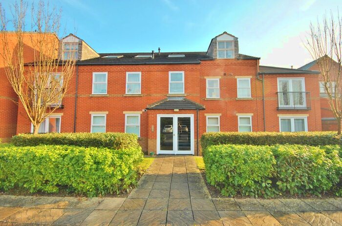 2 Bedroom Flat To Rent In Seymour Road, West Bridgford, Nottingham, Nottinghamshire, NG2