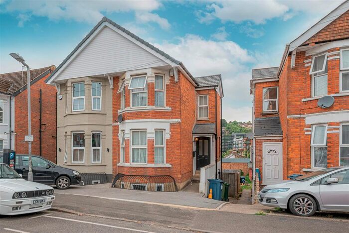 5 Bedroom Property To Rent In Roberts Road, High Wycombe, HP13