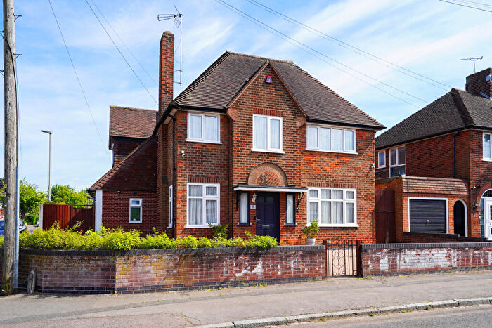 5 Bedroom Detached House For Sale In Greystone Avenue, Leicester, Leicestershire, LE5