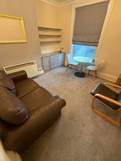 1 Bedroom Terraced House To Rent In Flat - St. Johns Terrace, Leeds, West Yorkshire, LS3