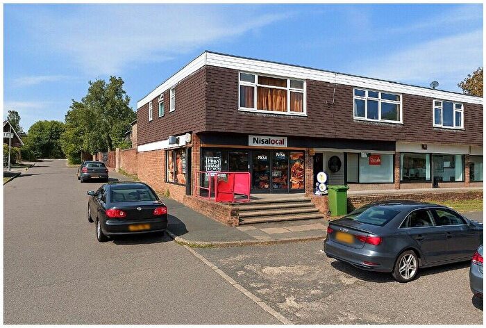 2 Bedroom Apartment To Rent In Willow Way, GU9