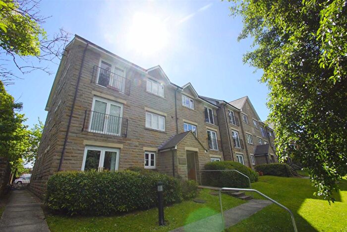 2 Bedroom Flat To Rent In Richardshaw Lane, Pudsey, LS28