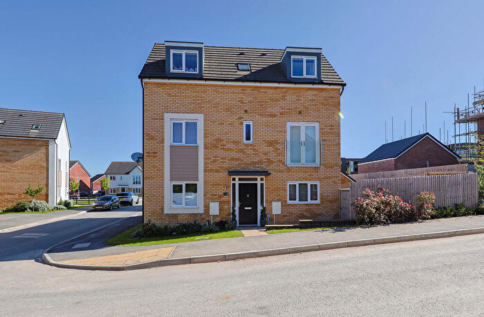 4 Bedroom Semi-Detached House For Sale In Ore Street, Clay Cross, Chesterfield, S45
