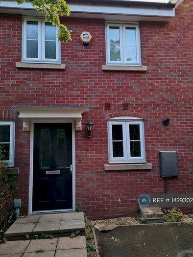 3 Bedroom Semi-Detached House To Rent In Bishops Close, Birmingham, B23