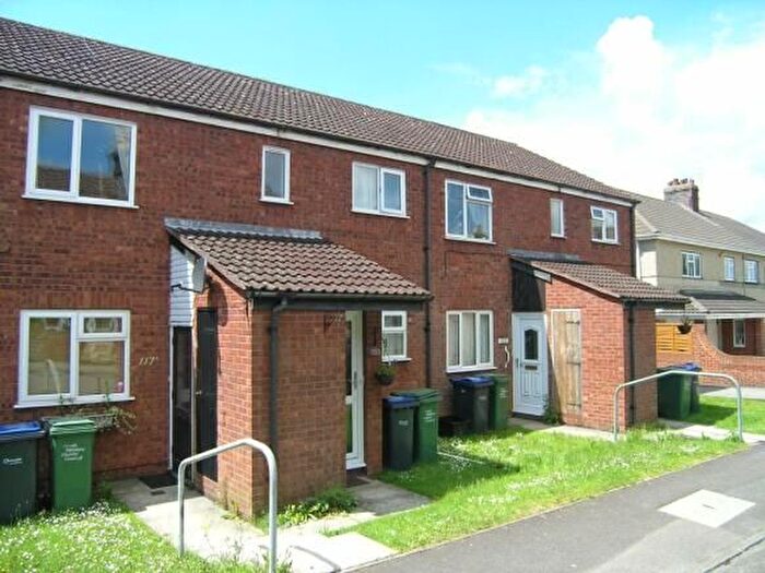 2 Bedroom Flat To Rent In Wood Lane, Chippenham, SN15