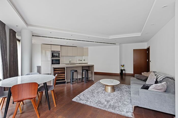 2 Bedroom Flat For Sale In Fetter Lane, London, EC4A