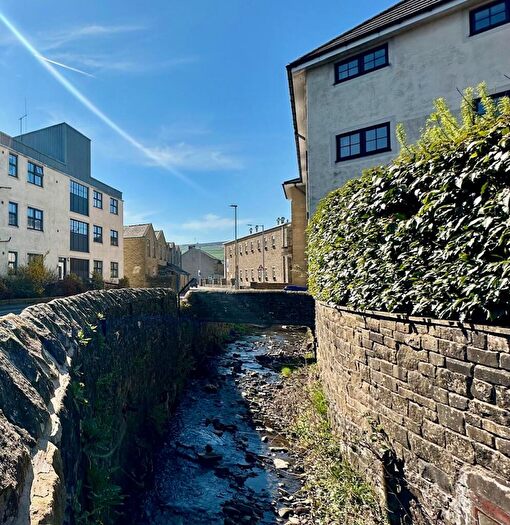 2 Bedroom House To Rent In Waterside House, Earby, BB18