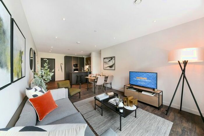 2 Bedroom Flat To Rent In Tillermans Court, Grenan Square, Greenford, UB6