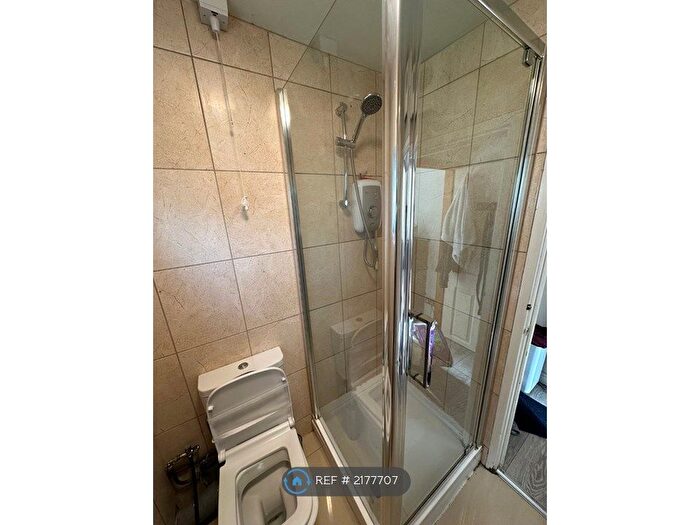 1 Bedroom Flat To Rent In Kelvin Close, Cambridge, CB1