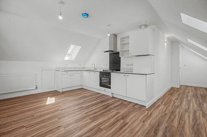 2 Bedroom Apartment To Rent In Oxford Road, Kidlington, OX5