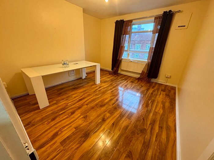 1 Bedroom Flat To Rent In Grey House, Australia Road, London, W12