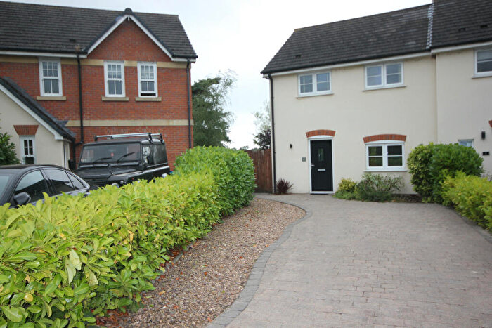 3 Bedroom Semi-Detached House To Rent In The Rowans, Greenhalgh Greenhalgh, PR4