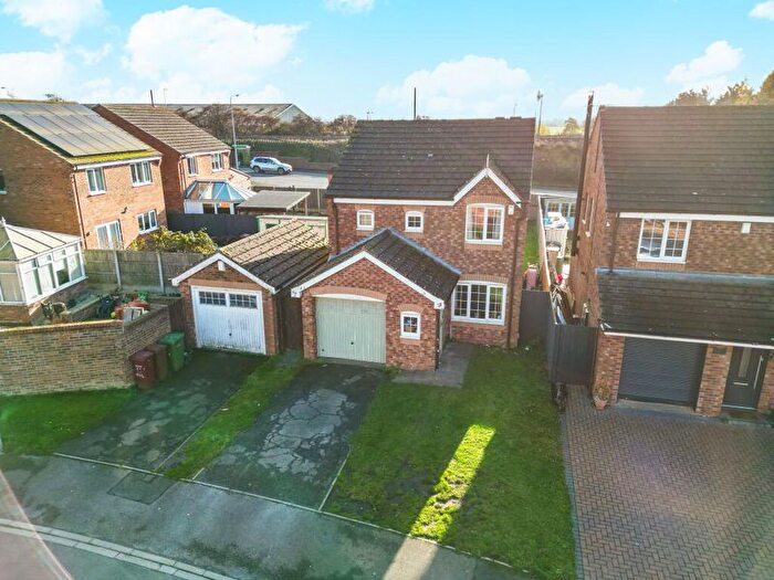 3 Bedroom Detached House For Sale In Old School Lane, Keadby, DN17