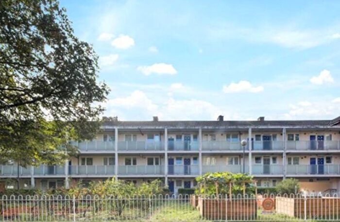 2 Bedroom Flat For Sale In Stevens Avenue, Butfield House Stevens Avenue, E9