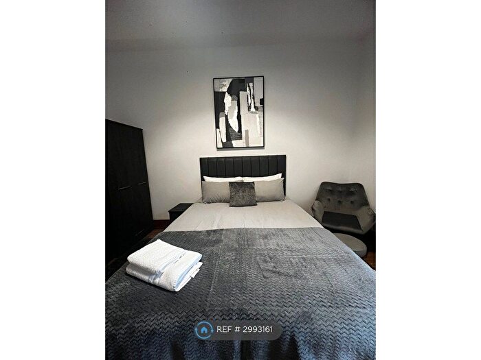 3 Bedroom Flat To Rent In Sauchiehall St, Glasgow, G2