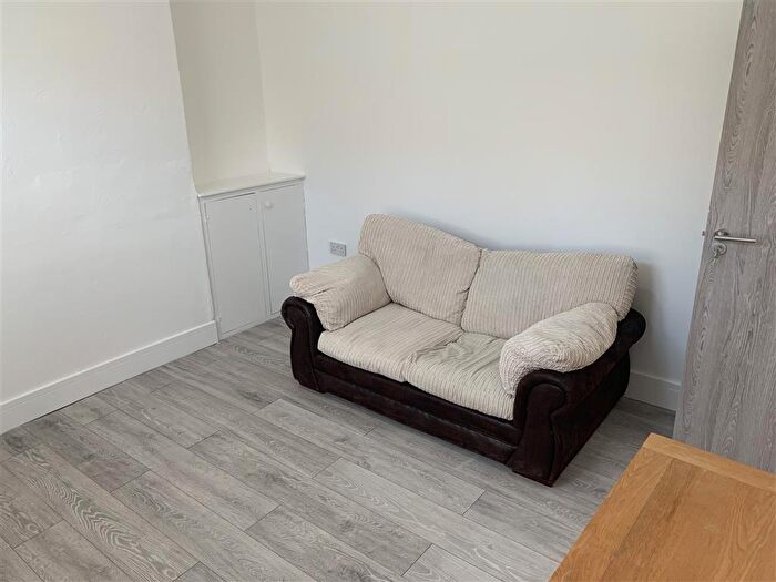 4 Bedroom House To Rent In Bertram Street, Cardiff, CF24