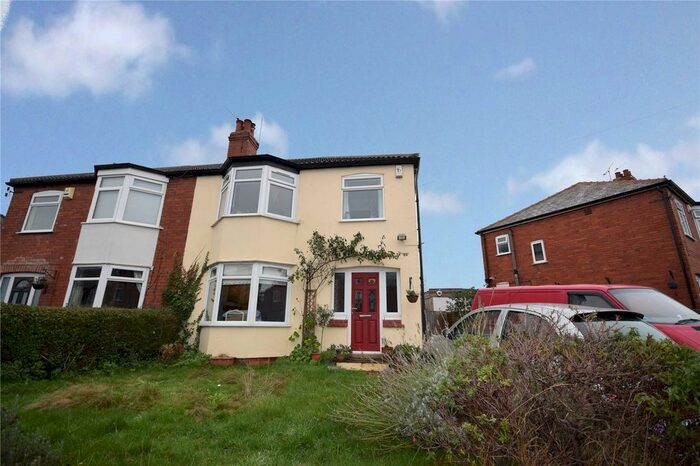 3 Bedroom Semi-Detached House To Rent In Carrholm View, Leeds, West Yorkshire, LS7