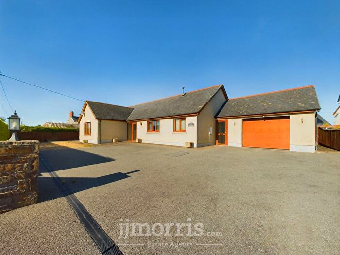 3 Bedroom Detached Bungalow For Sale In Efailwen, Clynderwen, SA66