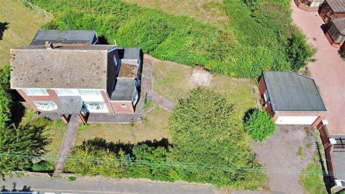 4 Bedroom Detached House For Sale In Rugby Road, Church Lawford, Rugby, CV23