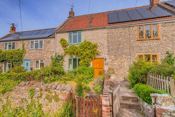 2 Bedroom Cottage For Sale In Mill Lane, BS30