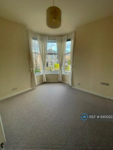 1 Bedroom Flat To Rent In Carlibar Road, Barrhead, Glasgow, G78