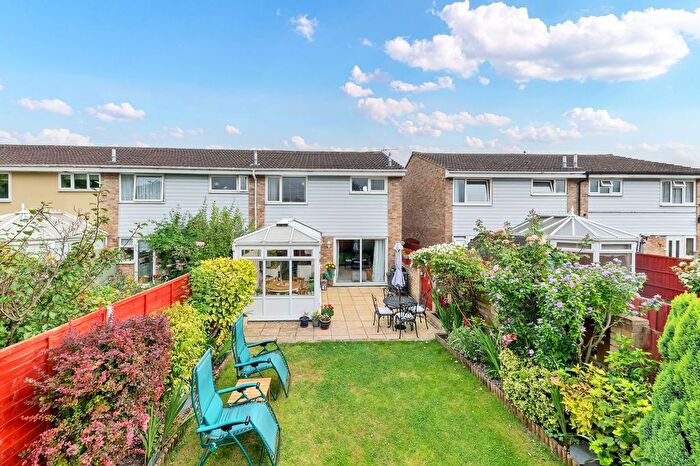 3 Bedroom End Of Terrace House For Sale In Eliot Road, Royston, SG8