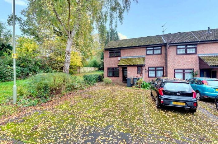 2 Bedroom End Of Terrace House To Rent In Thirlstane Firs, Valley Park, Chandlers Ford, SO53