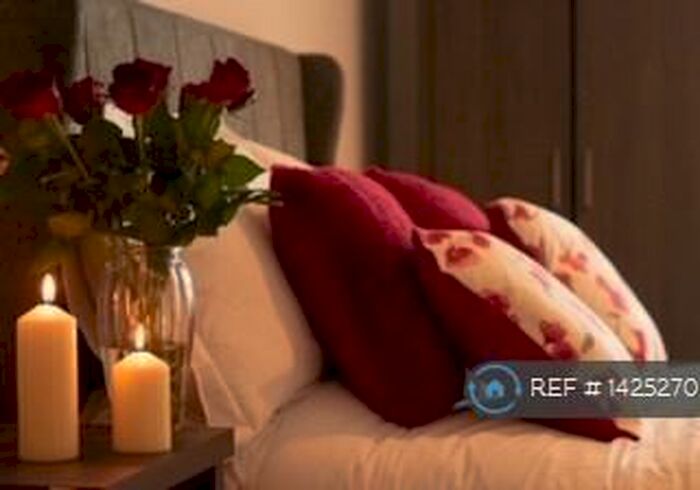 Studio To Rent In Boxford Ridge, Bracknell, RG12