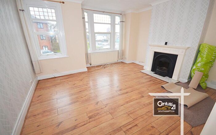2 Bedroom Flat To Rent In |Ref: |, Shirley Road, Southampton, SO15