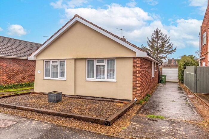 3 Bedroom Bungalow For Sale In Westfield Way, Wantage, Oxfordshire, OX12