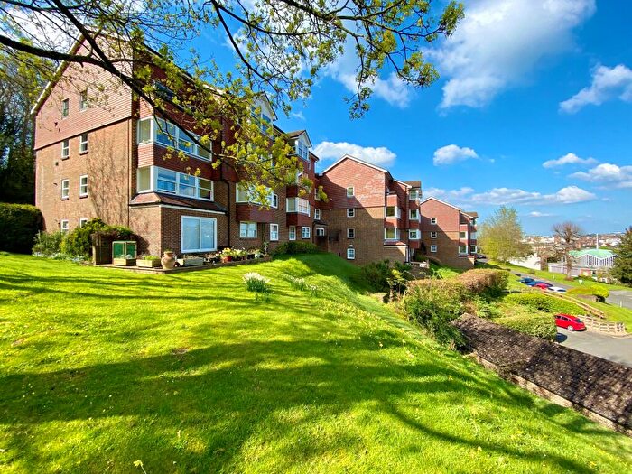 2 Bedroom Apartment To Rent In Rookwood Court, Guildford, GU2