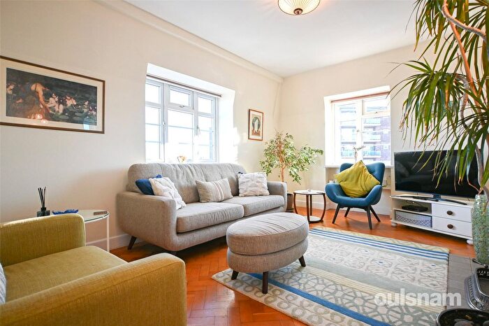 2 Bedroom Flat For Sale In Melville Hall, Holly Road, Edgbaston, Birmingham, B16