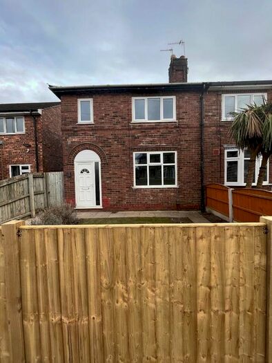 3 Bedroom Semi-Detached House To Rent In Whitley Avenue, Latchford, Warrington, WA4