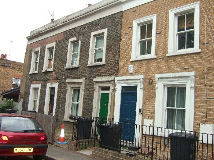 3 Bedroom Terraced House To Rent In Harts Lane, London, SE14