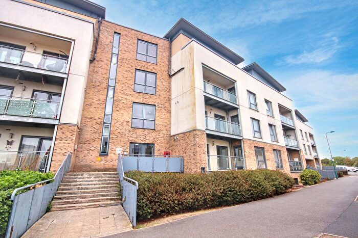 2 Bedroom Flat For Sale In Hammonds Drive, Peterborough, PE1