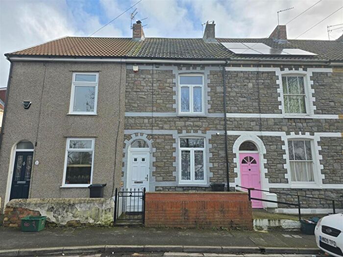 2 Bedroom Terraced House For Sale In Woodside Road, Kingswood, Bristol, BS15