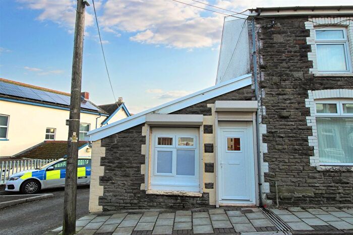 Property To Rent In Commercial Rental, Cross Street, Bargoed, CF81