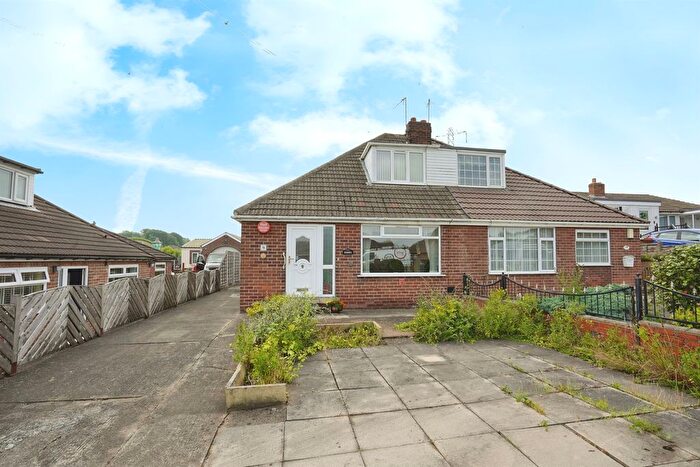 3 Bedroom Detached Bungalow For Sale In Clayton Rise, Wakefield, WF1