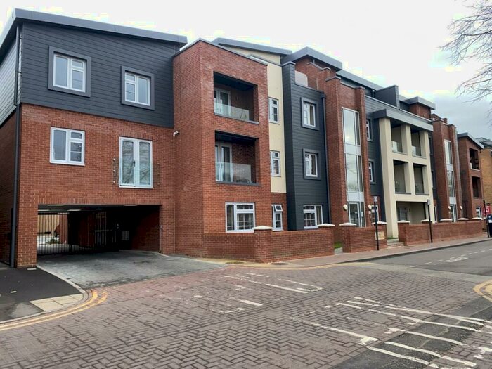 2 Bedroom Apartment To Rent In Stratford Road, Shirley, B90