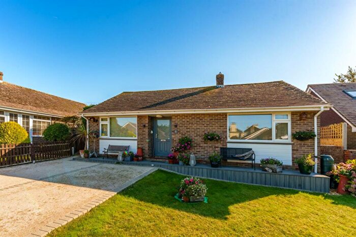 2 Bedroom Detached Bungalow For Sale In Clapham Close, Clapham Village, BN13
