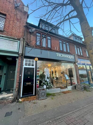 3 Bedroom Flat To Rent In Hayes Lane, Hayes, Bromley, BR2