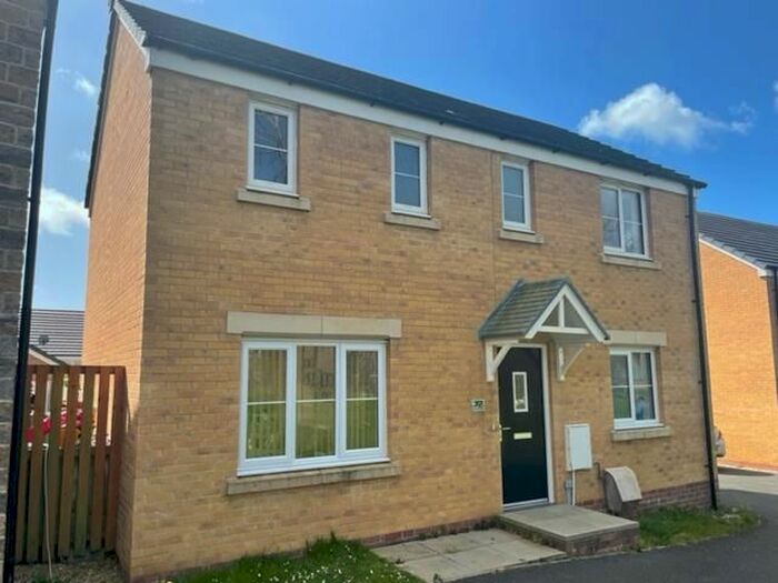 3 Bedroom Detached House To Rent In Gatehouse View, Pembroke, SA71