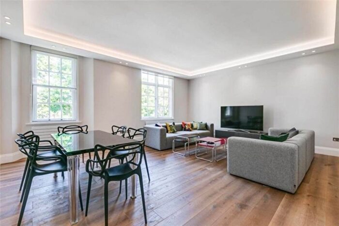 2 Bedroom Flat For Sale In Fulham Road, London, SW3