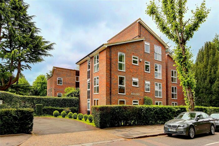 2 Bedroom Flat To Rent In Redlands, Cromwell Road, Teddington, TW11