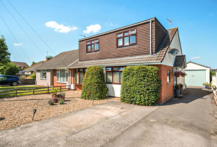 5 Bedroom Semi Detached House For Sale In Marsh Close, Winterbourne, Bristol, Gloucestershire, BS36