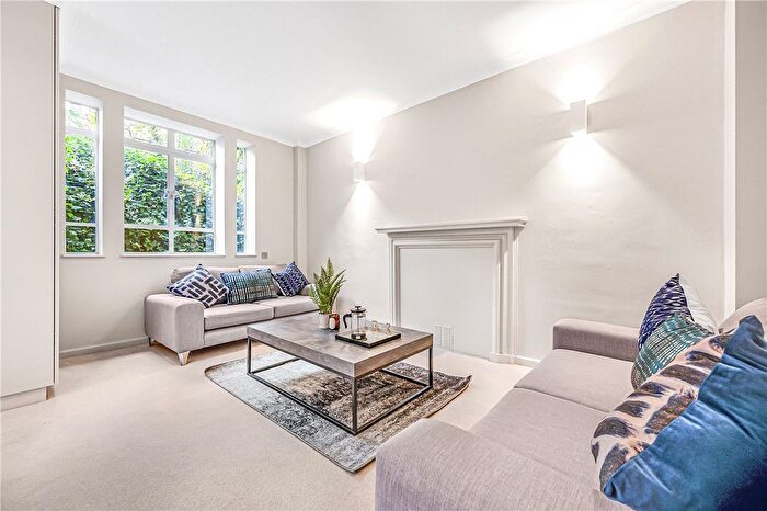 2 Bedroom Flat To Rent In Wimpole Street, London, W1G