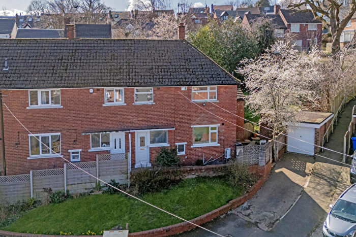 3 Bedroom Semi Detached House For Sale In Knab Croft, Sheffield, S7