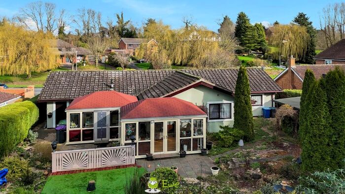 4 Bedroom Detached Bungalow For Sale In Lindholme, Scotter, Gainsborough, DN21