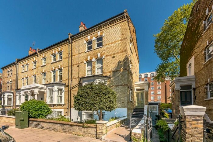 2 Bedroom Flat To Rent In Edith Road, London, W14